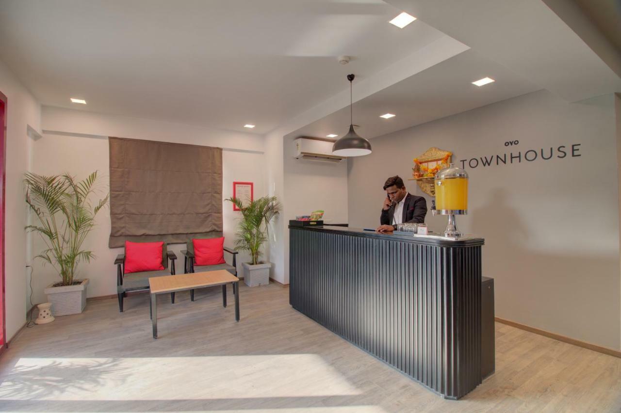 Townhouse Oak Kopar Khairane Navi Mumbai Formerly Ivy Hotel Exterior foto